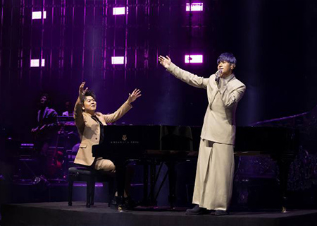 周杰伦太原演唱会,leyu乐鱼龙腾LED透明屏闪耀全场（第四场）