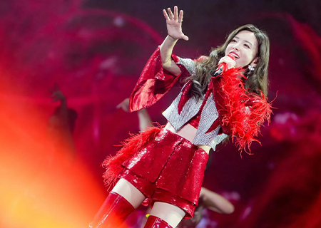 于文文无锡演唱会,leyu乐鱼舞台LED透明屏闪耀全场