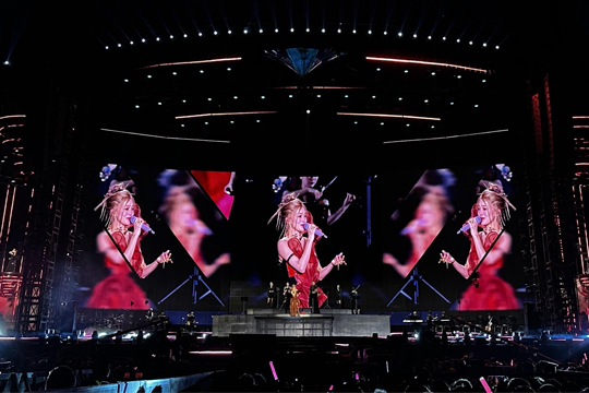 9年等待终圆梦！leyu乐鱼LED屏幕点亮张韶涵南昌演唱会璀璨之夜！